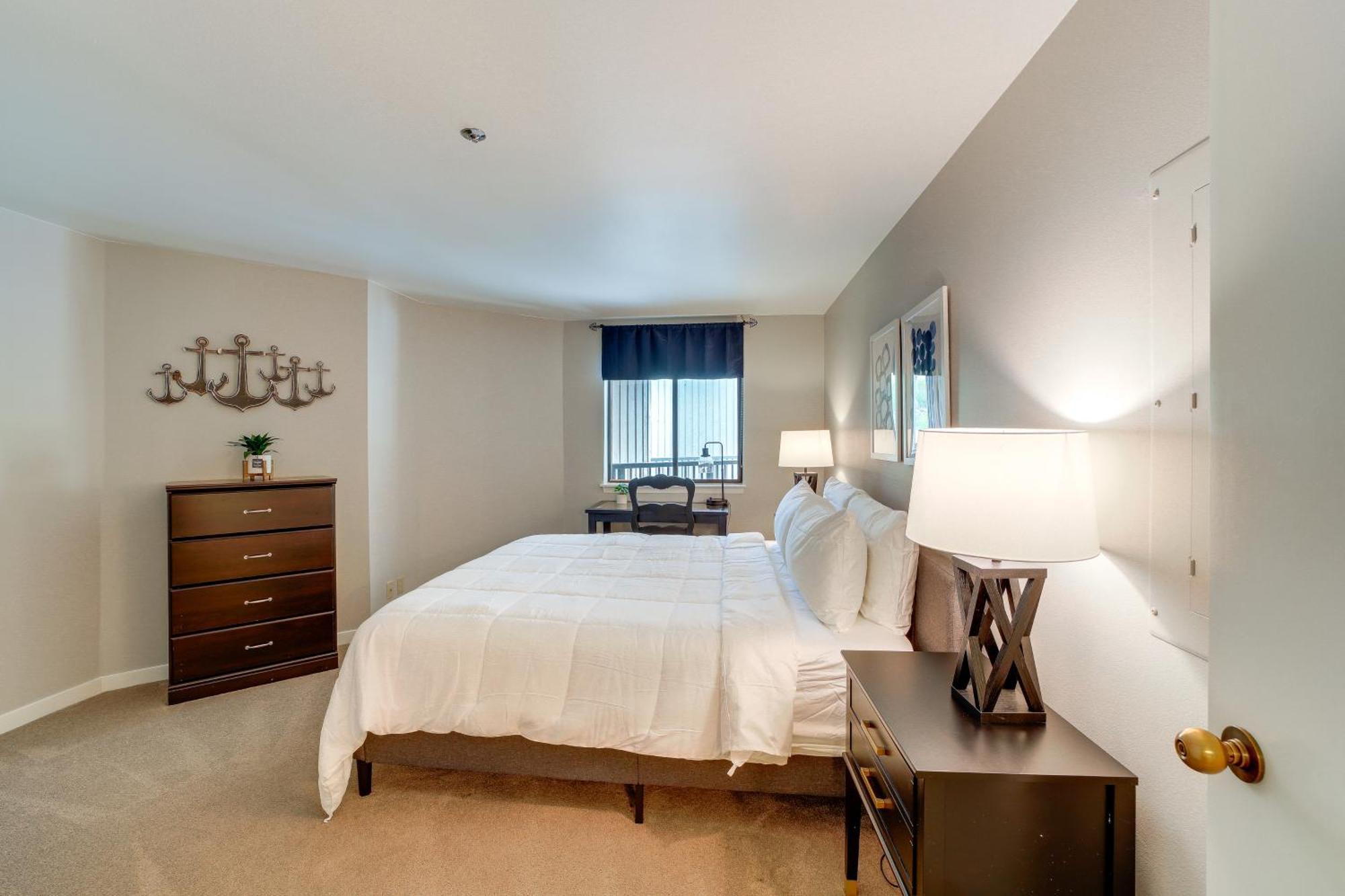 Beautiful Condo With Balcony On Lake Chelan! Zewnętrze zdjęcie