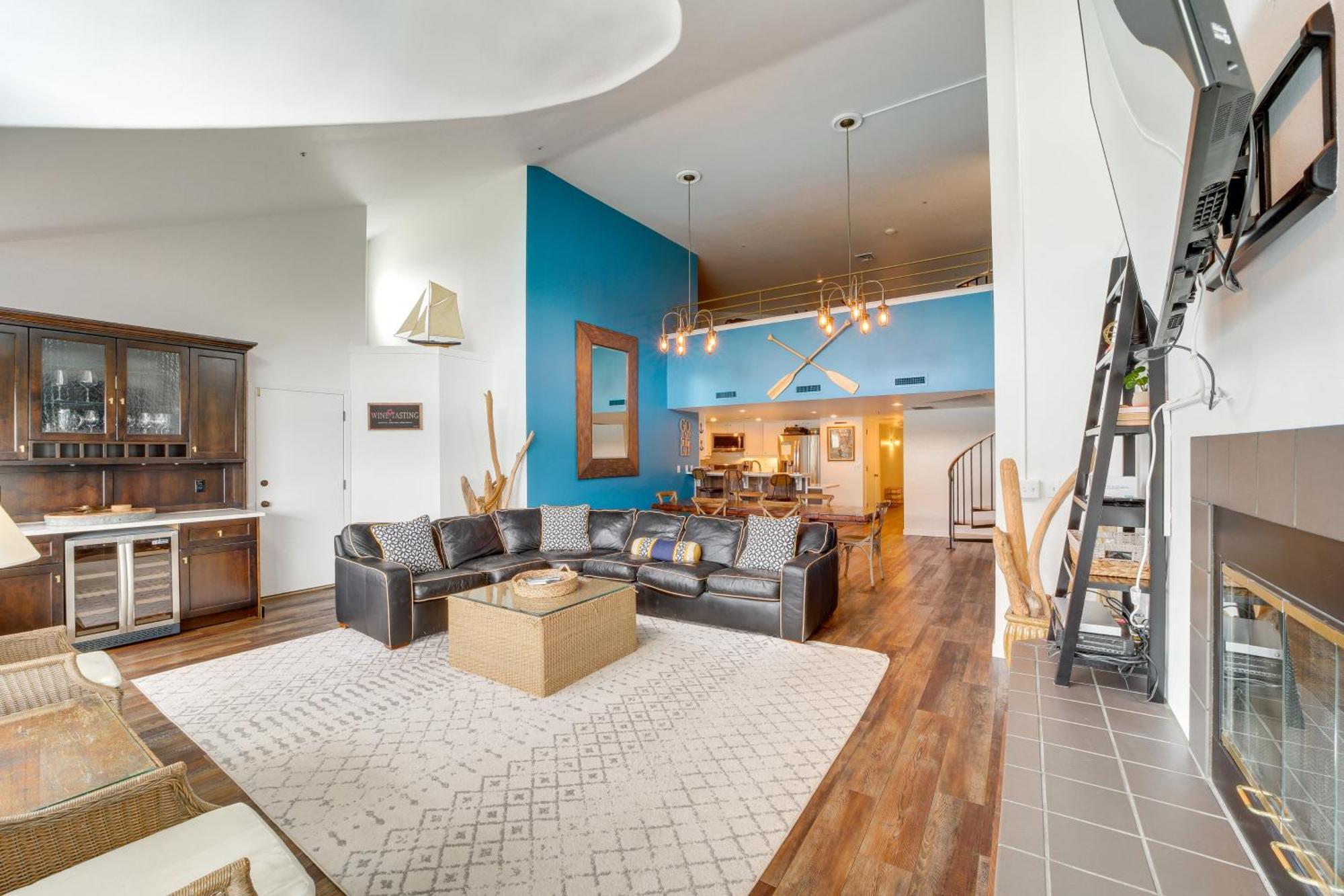 Beautiful Condo With Balcony On Lake Chelan! Zewnętrze zdjęcie